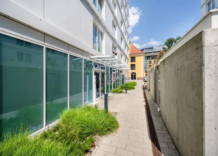 Elegant Apartment With Balcony By The Oder River In Wroclaw By Renters Prestige