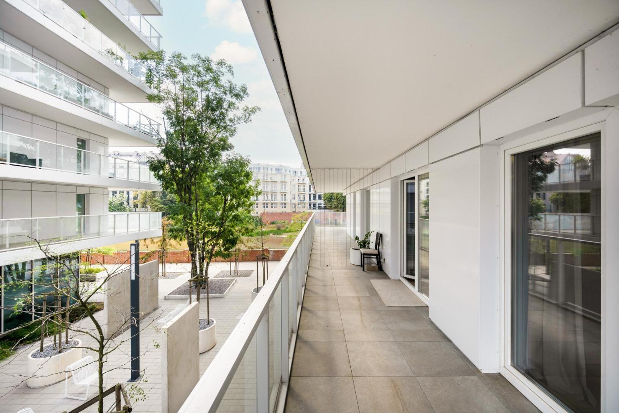 Elegant With Balcony By The Oder River In By Renters Prestige * Wroclaw